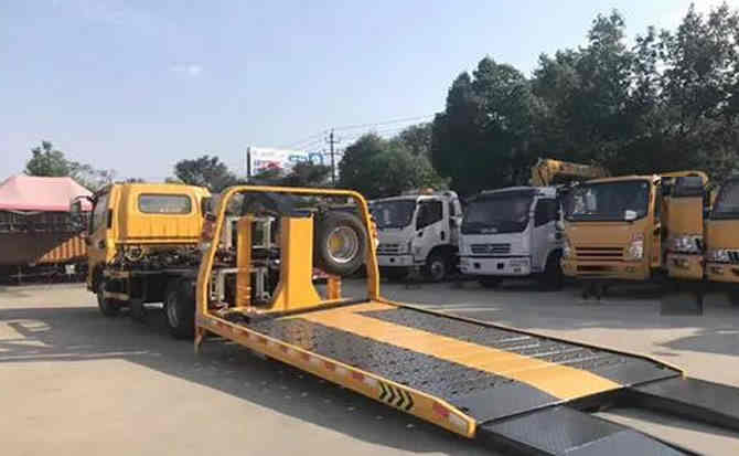 苏尼特右旗汽车中途维修案例